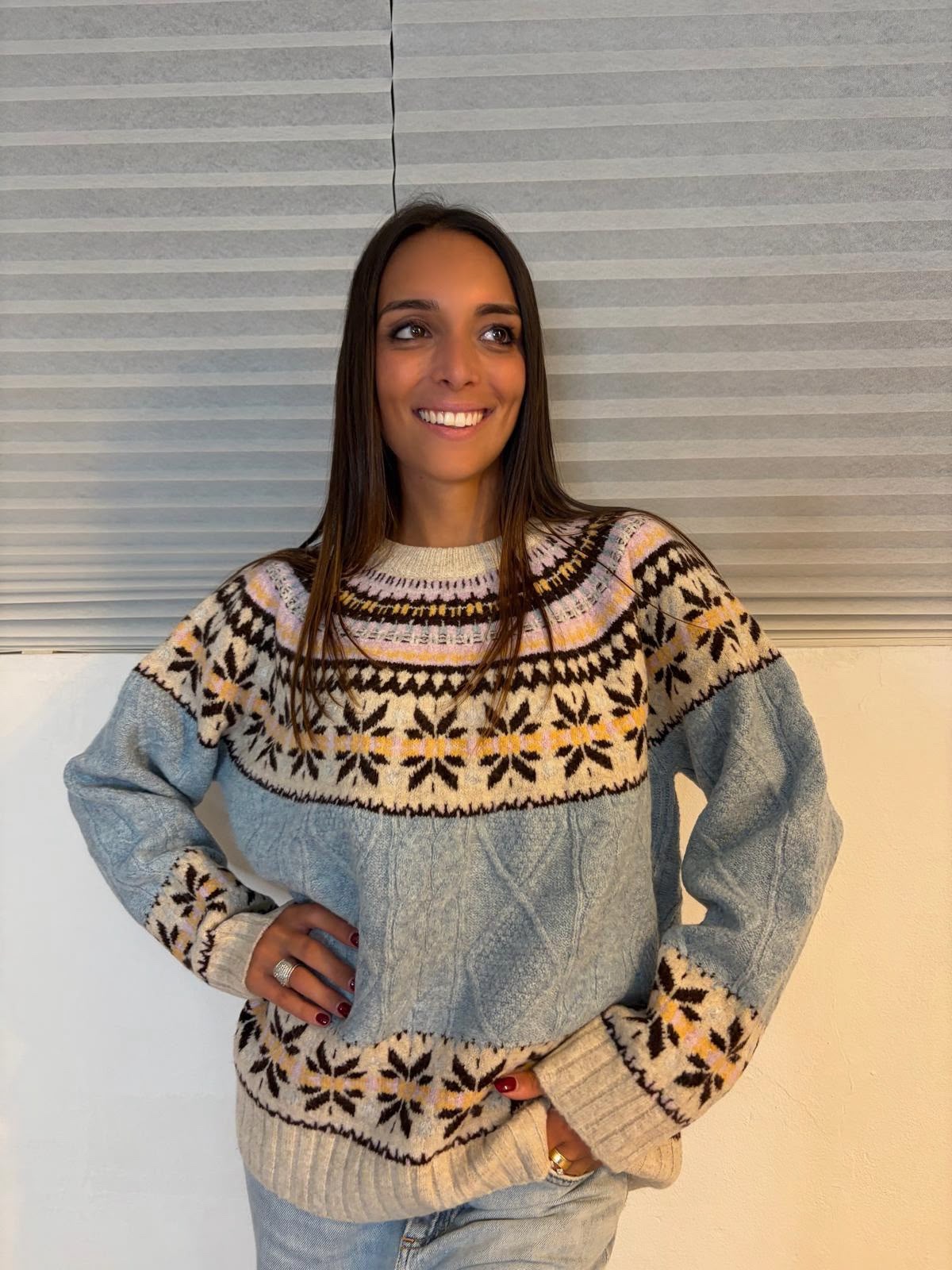 Maglione ALASKA azzurro - indossato